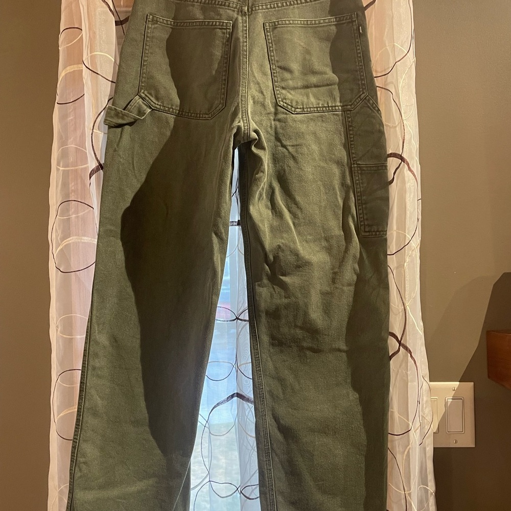 TNA Wide Leg Cargo Pants in Olive Green - Picture 5 of 9